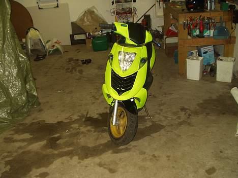 Aprilia Sonic (Solgt) - Et ekstra skjoldsæt jeg har, floucerende gul :P  billede 18