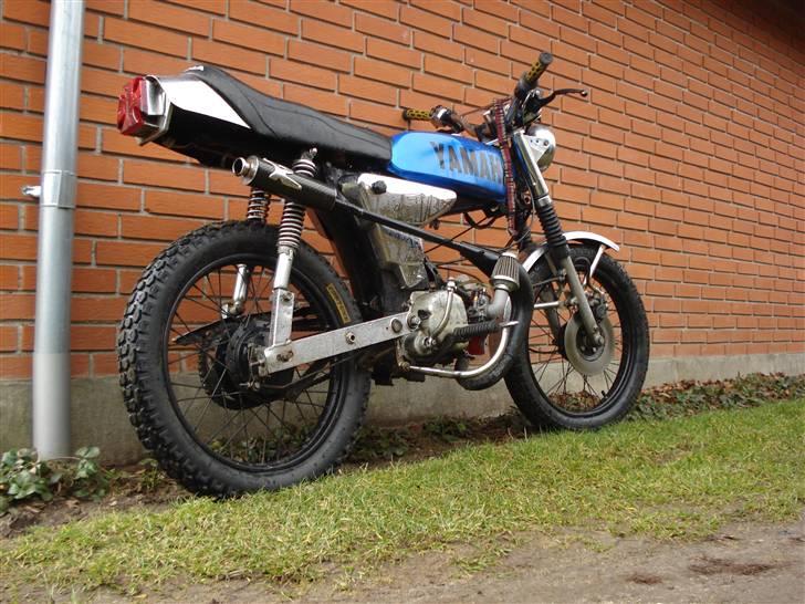 Yamaha DX 4 gear *Camilla* Solgt - Nyvasket ikke engang tørret.  billede 1