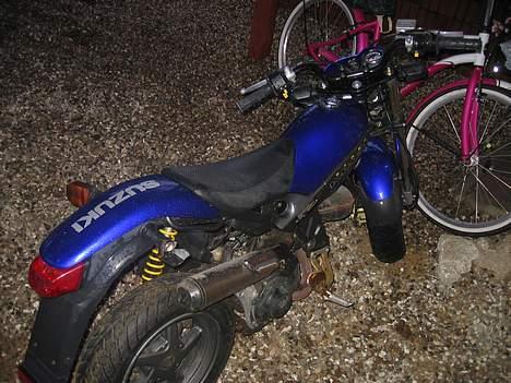 Suzuki solgt billede 2