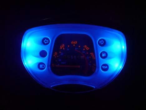 Suzuki Estilete - blå doder i speedo... billede 10