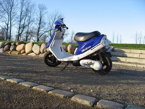 Yamaha Jog - Joggen med flot bagrund ! billede 1