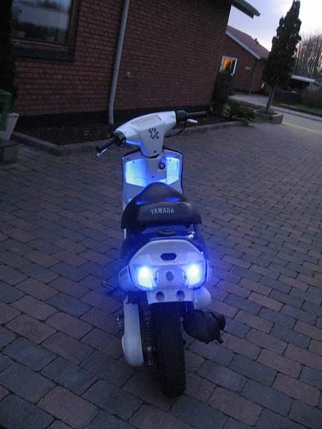 Yamaha Jog - Ser nice i handskerummet ser nice ud ikke ! billede 12