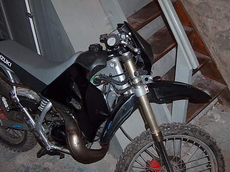 Suzuki RMX [SOLGT] billede 9