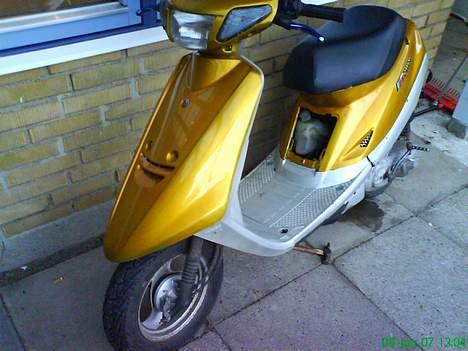 Yamaha Jog AS STÅLET(3000 dusør) billede 1