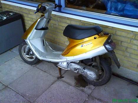 Yamaha Jog AS STÅLET(3000 dusør) billede 2
