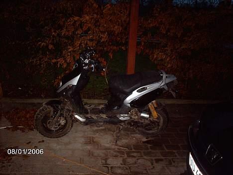 PGO PmX naked (solgt)  billede 5