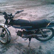 Suzuki DM50( BYTTET TIL MELODY )