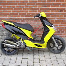 Yamaha Jog R Aerox lc dd BYTTET