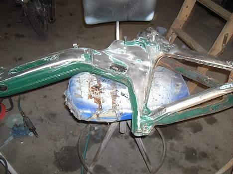 Puch Maxi K E50 - Så er stelet klar til sprøjde spardel...! billede 10