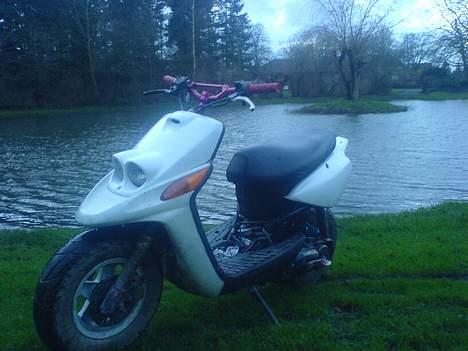 Yamaha BW'S #til solgt# - ny lakeret. og lige efter skift a cylender.:P billede 6