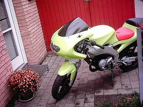 Aprilia RS50 (Byttet d. 9/2-07) billede 3
