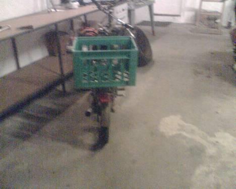 Puch Maxi 2 gear - Det er vinkelen man ser en Maxi med mælkekasse fra!!! billede 14