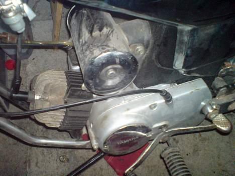 Derbi senda  (BYTTET TIL 4G)  - og så lige et billede af motoren på min 4 gear... billede 6