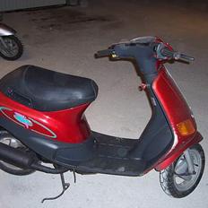 Piaggio Zip SOLGT!