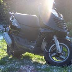 Aprilia Sonic -Stålet-