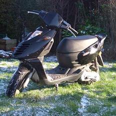 Aprilia Sonic -Stålet-