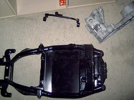 Yamaha Jog Fs - Stel, motor & Ophænget billede 5