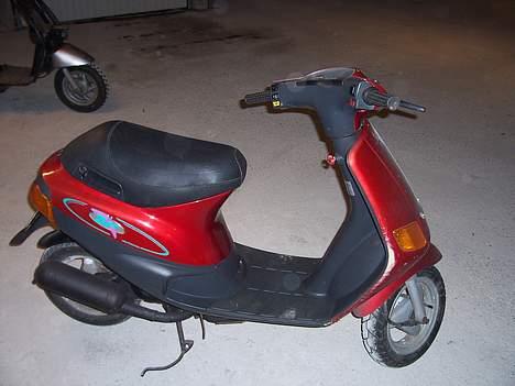 Piaggio Zip SOLGT! billede 1
