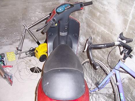 Piaggio Zip SOLGT! billede 7