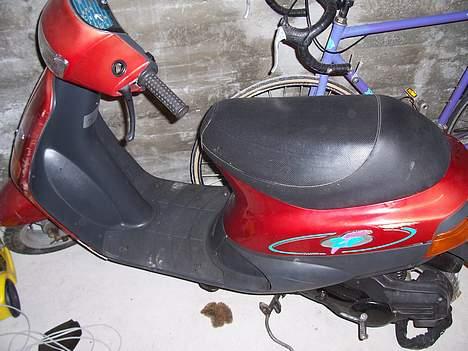 Piaggio Zip SOLGT! billede 8