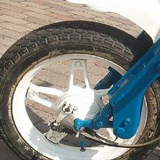 Suzuki FZ 50(giv en stemme)