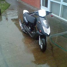 Aprilia sonic  ( solgt )