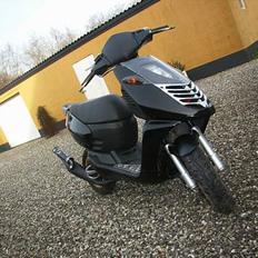 Aprilia sonicSOLGT