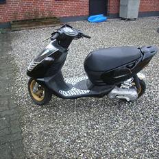 Aprilia sonicSOLGT