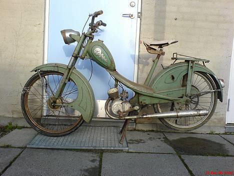 Sco Lux! - Sco Lux 1958, Dame Model. - Kan ikke køre. skal hovede renoveres ! (Nu Solgt) Øv billede 1