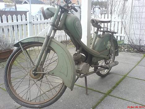 Sco Lux! - Se lige nogle Smuk liniger den har.  billede 4