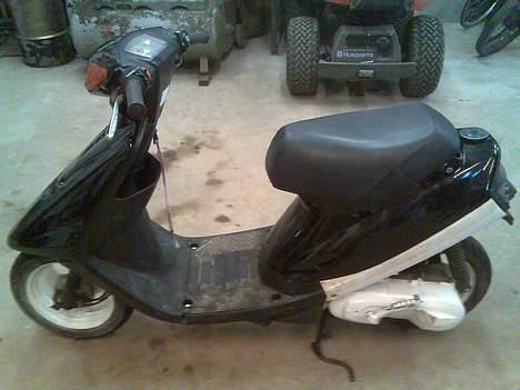 Yamaha jog as solgt billede 5