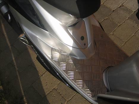 Yamaha jog r solgt billede 6