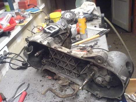 Piaggio Nrg . solgt - Motoren lidt skilt ad . billede 11