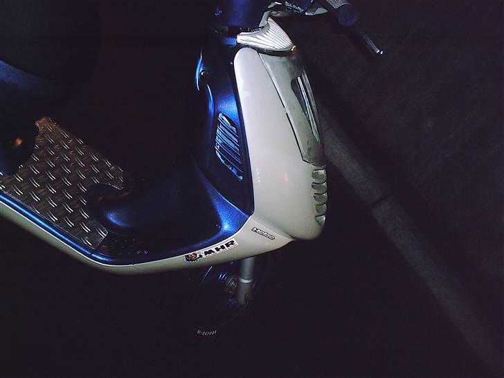 Aprilia Sonic - Solgt - Cool nok farver..... billede 1