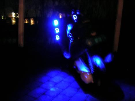 Yamaha jog (solgt) billede 3