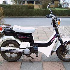 Suzuki FZ50