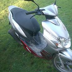 Yamaha Jog *R*  SOLGT!