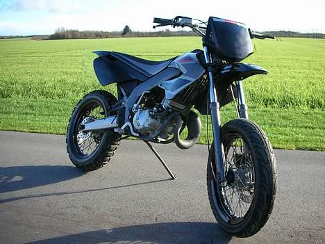 Derbi Senda "Black Pearl" - Lavet i photoshop... billede 14