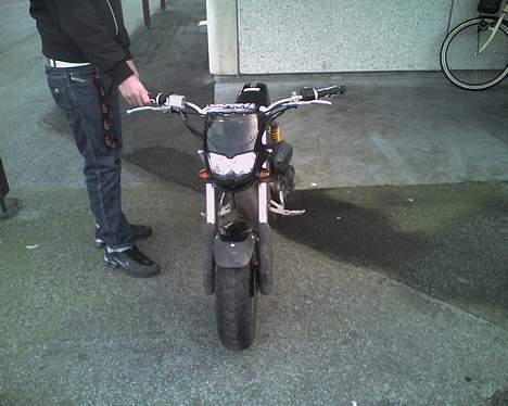 Suzuki Street Magic (solgt) billede 4