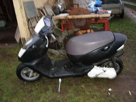 Aprilia Sonic .. DEN ER VÆK billede 2