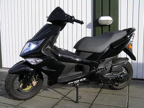 PGO G-Max Flagskibet, Stem :D billede 1