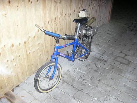 MiniBike psyko cykel - uhhhhh billede 2