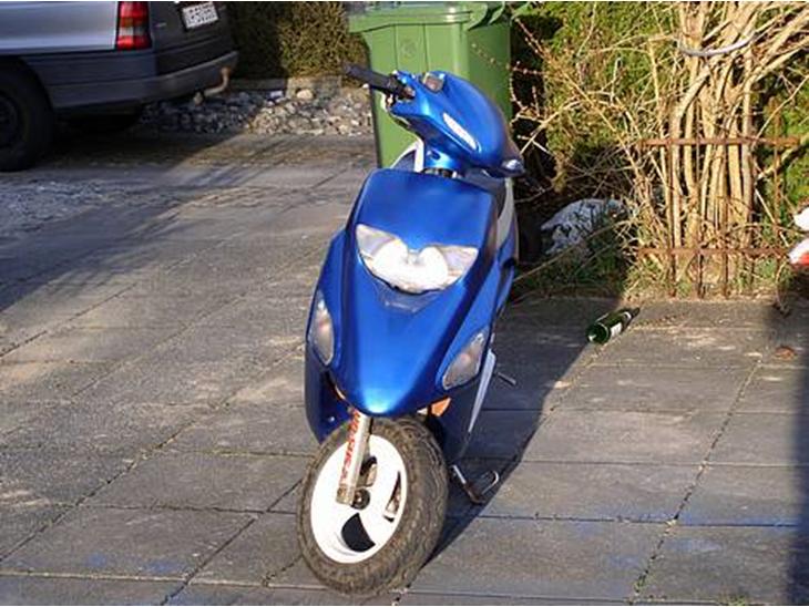 {{currentPhoto.altText}} billede {{currentPhoto.number}}