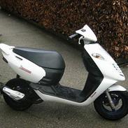 Aprilia Sonic Solgt