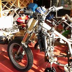 Suzuki smx projekt 75% solgt