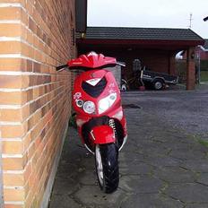 Peugeot speedfight 2 (byttet)