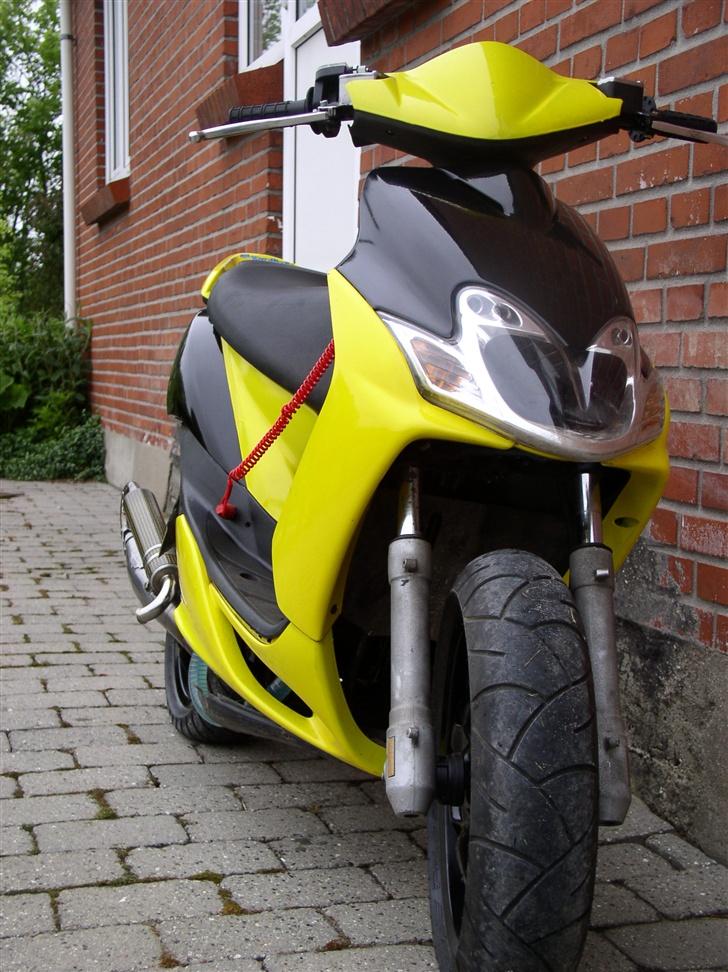 Yamaha Jog R Aerox lc dd BYTTET billede 6