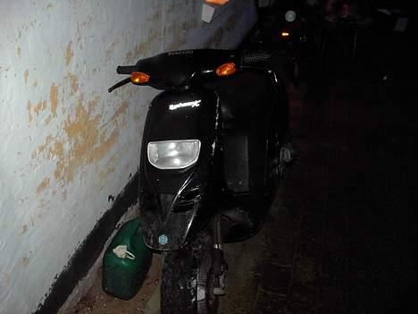 Piaggio Tyhoon ( Byttet Mæ Naked) billede 2