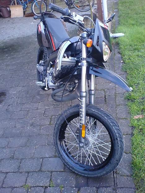 Derbi Senda SM Extreme 50 SOLGT billede 3