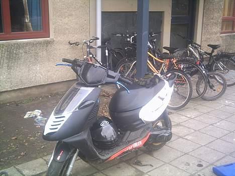 Aprilia aprila sonic blivet taget - nye billede billede 3